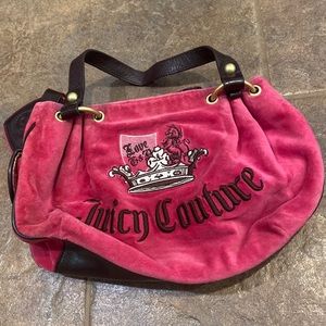 Juicy couture velour purse. Used condition. Non smoking home